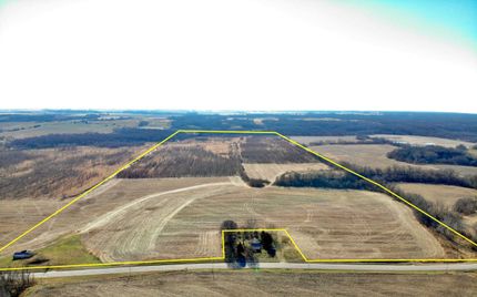Farm and Ranch in Henderson County, Illinois