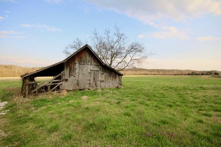 Farm and Ranch in McDonald County, Missouri