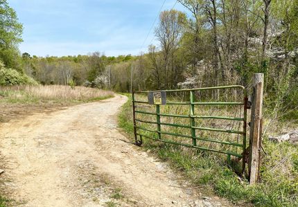 Farm and Ranch in Pope County, Illinois