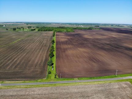 Land in Bureau County, Illinois