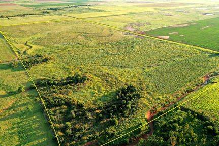 Land in Tillman County, Oklahoma