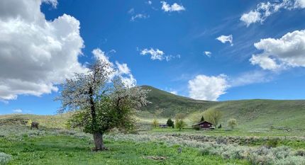 Land in Hot Springs County, Wyoming