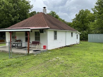Farm and Ranch in Saint Clair County, Missouri
