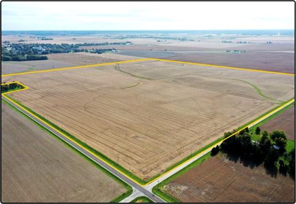 Farm and Ranch in Knox County, Illinois