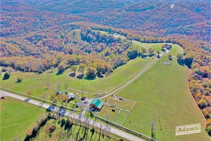 Farm and Ranch in Taney County, Missouri
