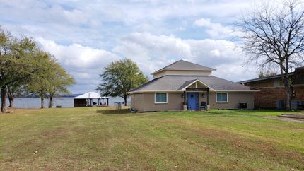 Farm and Ranch in Henderson County, Texas
