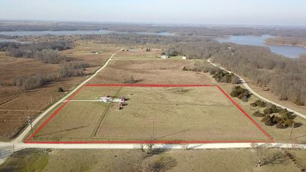 Farm and Ranch in Macon County, Missouri