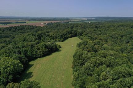 Farm and Ranch in Jackson County, Illinois