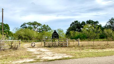 Farm and Ranch in Brooks County, Texas