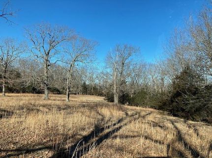 Land in Hickory County, Missouri