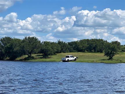 Farm and Ranch in Comanche County, Texas