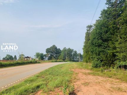 Farm and Ranch in Lancaster County, South Carolina