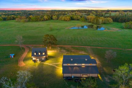 House in Upshur County, Texas