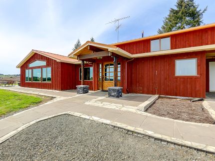 Farm and Ranch in Polk County, Oregon