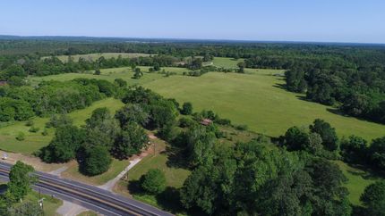 Farm and Ranch in Anderson County, Texas