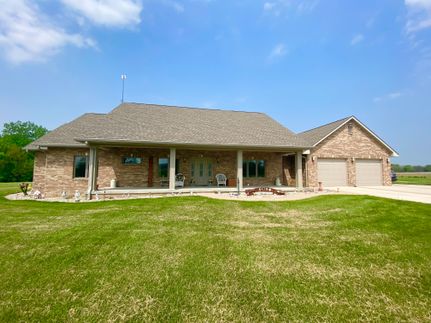 Farm and Ranch in Greene County, Illinois