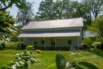 Farm and Ranch in Giles County, Tennessee