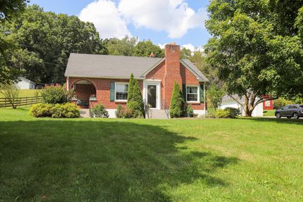 Farm and Ranch in Floyd County, Virginia