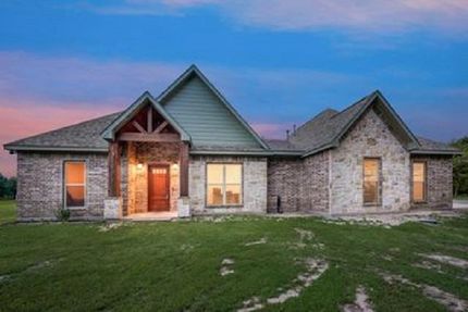 House in Fannin County, Texas