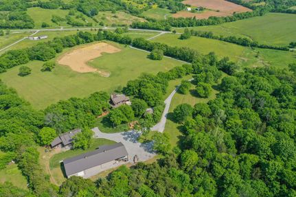 Farm and Ranch in Trousdale County, Tennessee