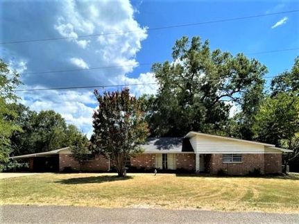 House in Marion County, Texas