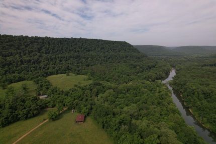 Commercial Property in Van Buren County, Arkansas