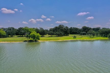 Waterfront Property in Victoria County, Texas