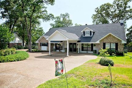 Farm and Ranch in Henderson County, Texas