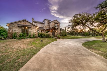 Farm and Ranch in Victoria County, Texas