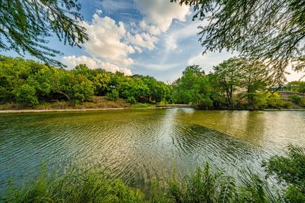 Riverfront Property in Kerr County, Texas