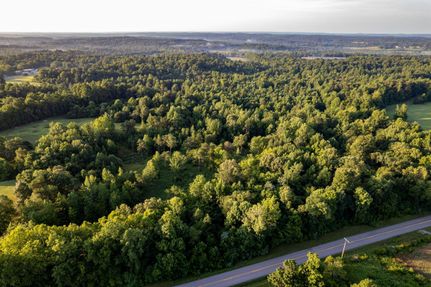 Farm and Ranch in Hopkins County, Kentucky