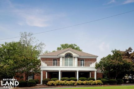 Homesite in Lauderdale County, Alabama