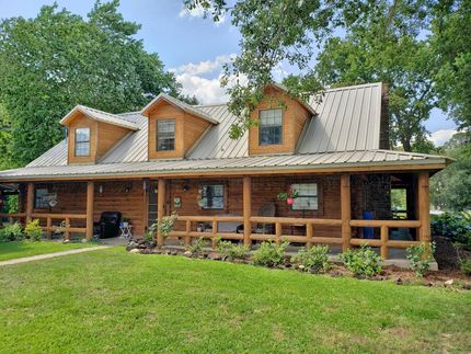 Farm and Ranch in Henderson County, Texas
