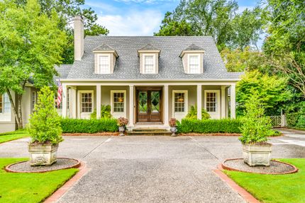 House in Montgomery County, Alabama