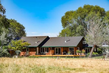 Land in Siskiyou County, California