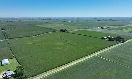 Farm and Ranch in Lee County, Illinois