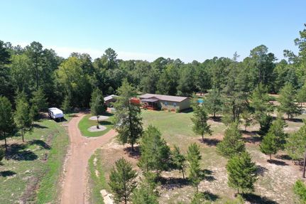 Farm and Ranch in Anderson County, Texas
