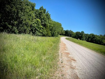 Farm and Ranch in Benton County, Missouri