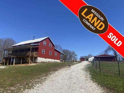 Land in Saint Clair County, Missouri