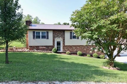 Farm and Ranch in Jackson County, West Virginia