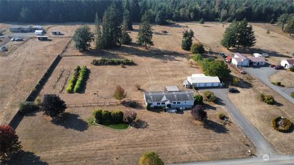 House in Lewis County, Washington