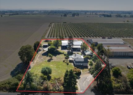 Farm and Ranch in Linn County, Oregon