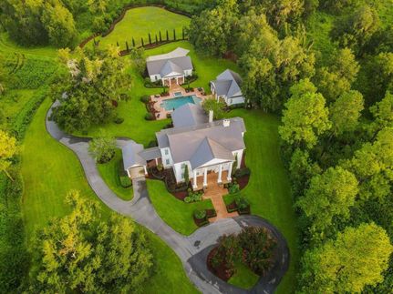 Farm and Ranch in Jefferson County, Florida