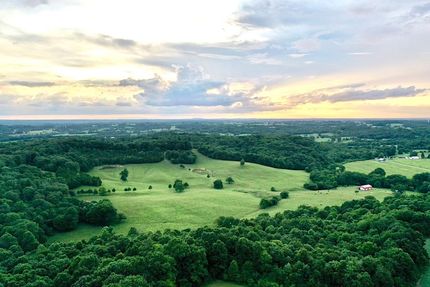 Farm and Ranch in Green County, Kentucky