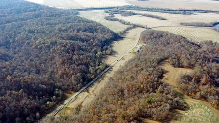 Farm and Ranch in Jackson County, Illinois