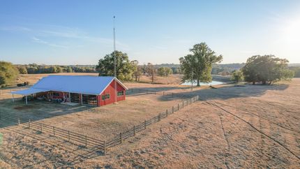Farm and Ranch in Morris County, Texas