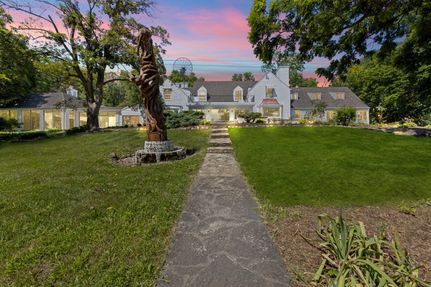 Farm and Ranch in McHenry County, Illinois