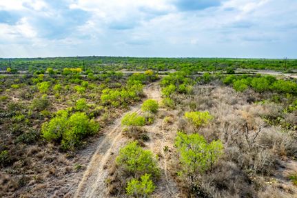 Farm and Ranch in McMullen County, Texas