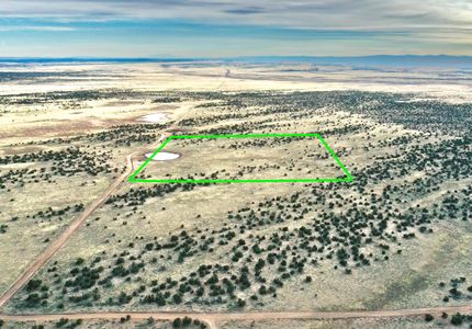 Farm and Ranch in Apache County, Arizona