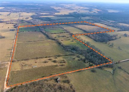 Farm and Ranch in Cedar County, Missouri